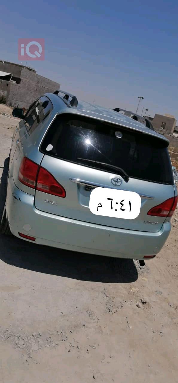 تۆیۆتا ئیپسەم
